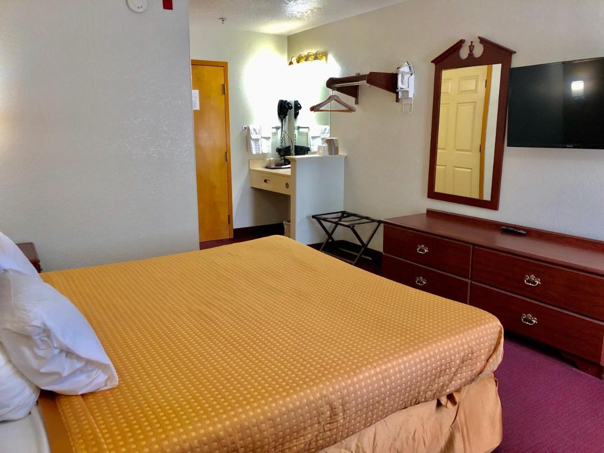 Super 8 By Wyndham Kinder/Coushatta Near Casino Ngoại thất bức ảnh