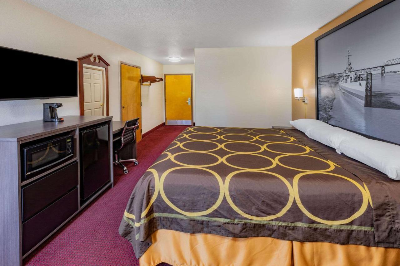 Super 8 By Wyndham Kinder/Coushatta Near Casino Ngoại thất bức ảnh