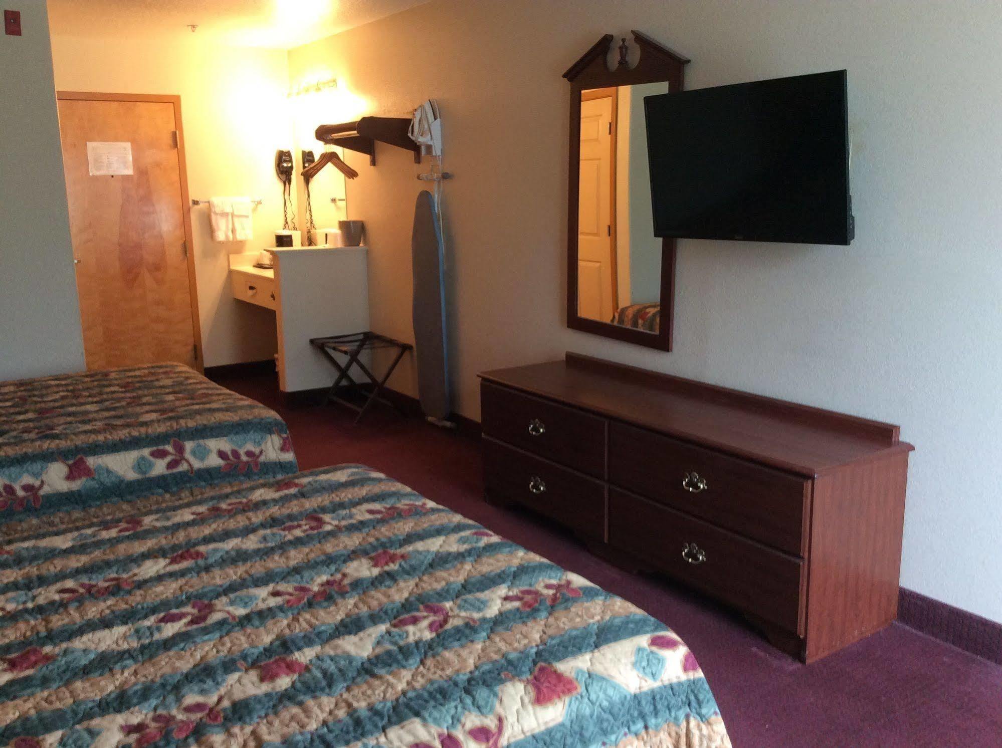 Super 8 By Wyndham Kinder/Coushatta Near Casino Ngoại thất bức ảnh